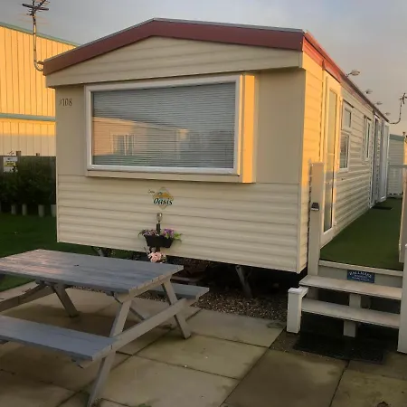 Oasis S108 Caravan, Golden Palm Resort Chapel Saint Leonards Exterior photo