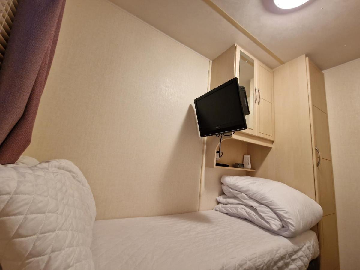 Oasis S108 Caravan, Golden Palm * Chapel Saint Leonards